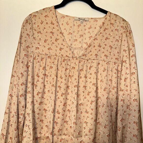 Madewell Satin Puff-Sleeve V-Neck Top in Baby's Breath Pink Medium EUC - Picture 3 of 11